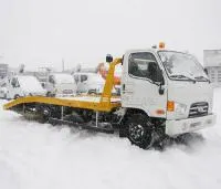 Эвакуатор Hyundai 78 с платформой ломаного типа