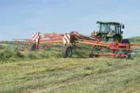 Двухроторные грабли Kverneland Taarup