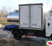 Молоковоз с изотермическим фургоном УАЗ 330365 (600 л, НЖ)